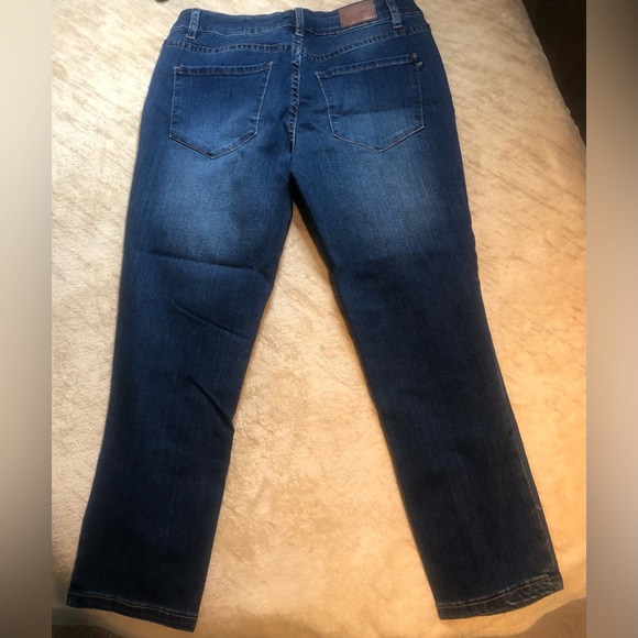 Tahari Denim Jeans Dark Wash - Size 4/27 - Picture 2 of 9